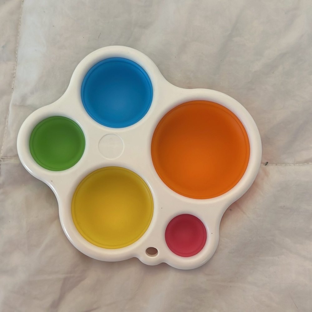 Fidget dimple - Picture 2 of 2